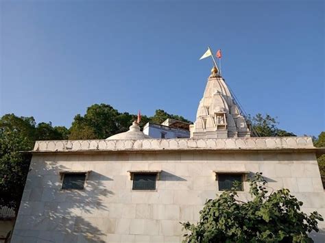 Raghunath Temple Near Mount Abu - Timing, History & Photos