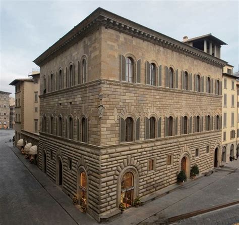 Top Light, Bottom Heavy | Renaissance architecture, Florence italy, Architecture