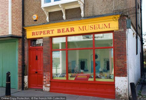 Photo of Canterbury, The Rupert Bear Museum, Stour Street 2005