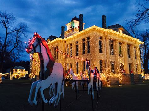 10 Hill Country Towns With Festive Holiday Lights and Events | Texas hill country, Johnson city ...