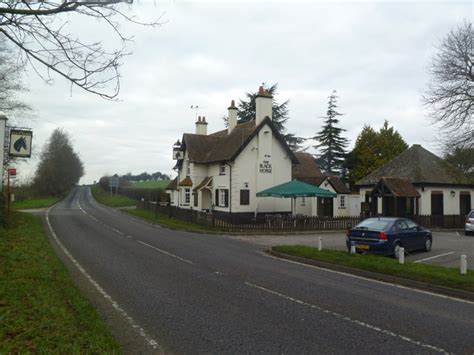 Sturminster Marshall, The Black Horse © Mike Faherty cc-by-sa/2.0 :: Geograph Britain and Ireland