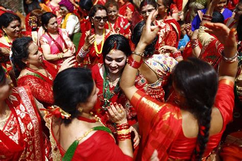 'Teej festival': women's major festival being celebrated today - Higher ...