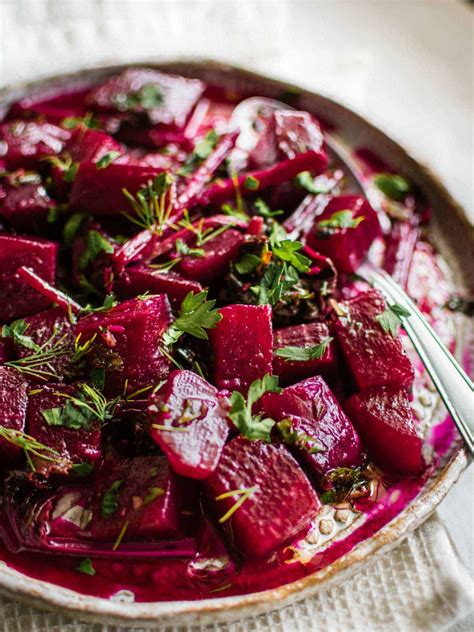 Simple Beetroot Salad With Garlic & Herbs - Real Greek Recipes