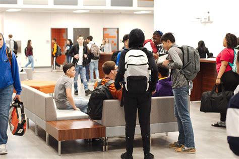 New ninth-grade center gives Dobie freshmen their own space