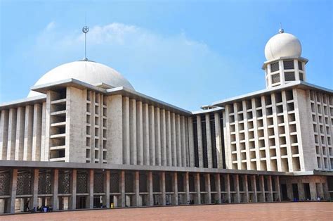 Omαh Ilmoe: 7 Fakta Unik Masjid Istiqlal