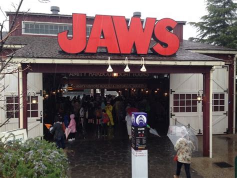 What you Don't Know About Universal's JAWS the Ride