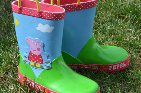 peppa pig Rain boots - A Time Out for Mommy