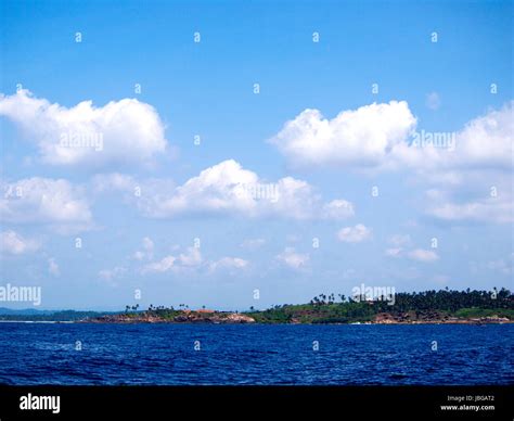 Beautiful scenery of the coast of Sri Lanka Stock Photo - Alamy