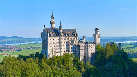 How to Visit Neuschwanstein Castle - Top Travel Sights