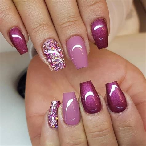 Pin by Thea Miller-Smith on Nails | Glitter gel nail designs, Nail ...