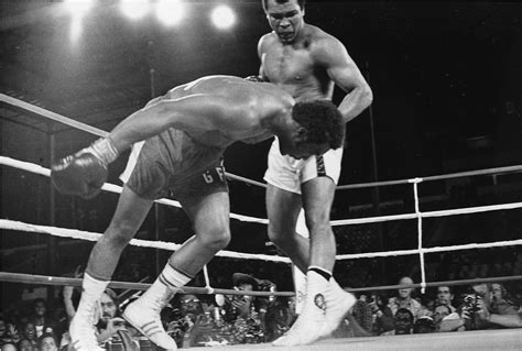 Muhammad Ali vs George Foreman | Challenger Muhammad Ali wat… | Flickr