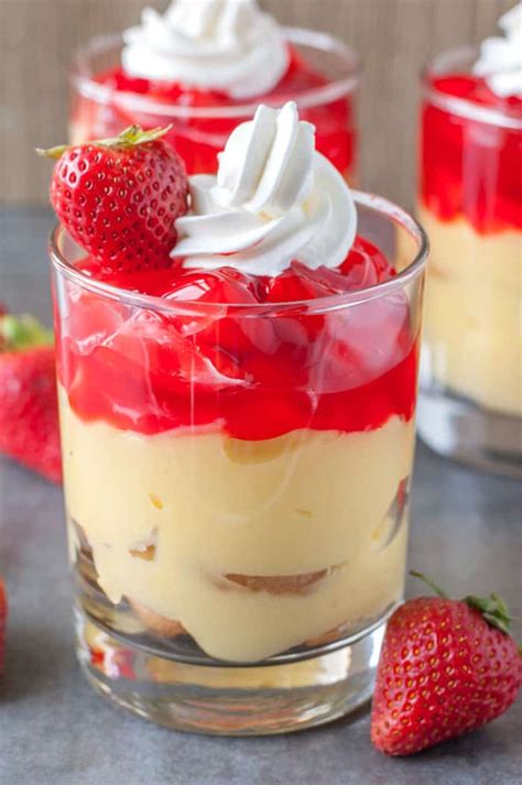 5 Ingredient Fresh Strawberry Parfait Dessert Recipe