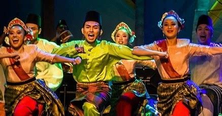 Tari Zapin, Akulturasi Seni Budaya Rumpun Melayu | iphedia.com