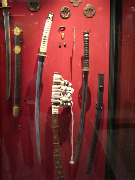 File:Dresden-Zwinger-Armoury-Samurai-Sword.JPG - Wikimedia Commons