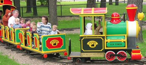 Como Town Train – Como Town | St. Paul, MN