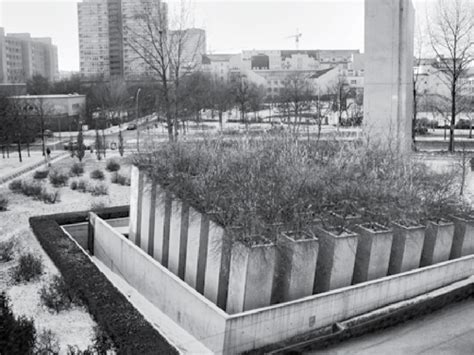 The Garden of Exile and Emigration in the Jewish Museum Berlin, Daniel ...