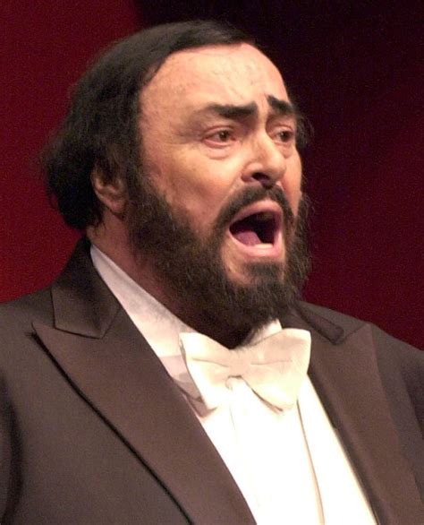 Luciano Pavarotti photo gallery - high quality pics of Luciano ...