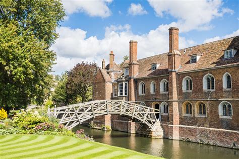 Cambridge: A history - Discover Britain