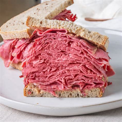 Carnegie Deli: Corned Beef Sandwich Kit – Carnegie Deli NYC