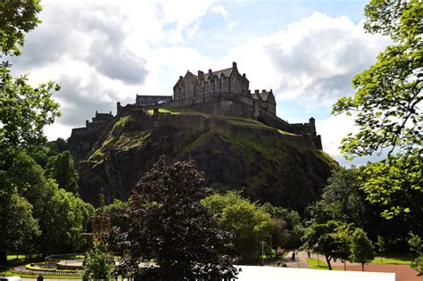 12 Best Castles To Visit In Scotland That Ooze History | Modern Trekker