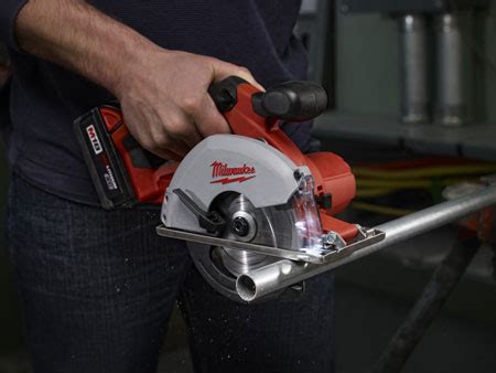 New Milwaukee Cordless Metal Saw with 35% More Power!