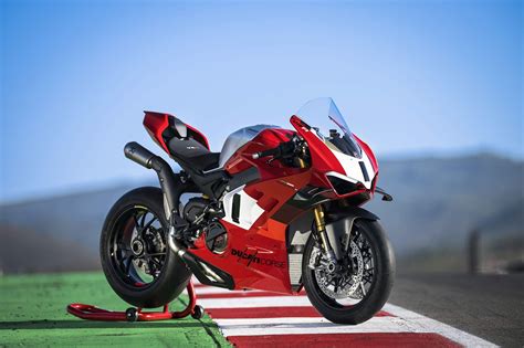 The Best Superbikes of 2023 | MotorCycle News