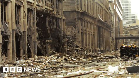 Bishopsgate bomb: Photos issued on 25th anniversary - BBC News