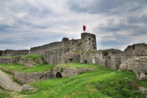 Premium Photo | Shkodra castle in albania, balkan