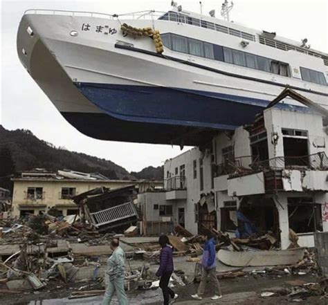 After a Tsunami. Japan 2011 : r/pics