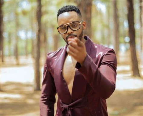 Donald reveals his missing mic is worth R30K | Fakaza News