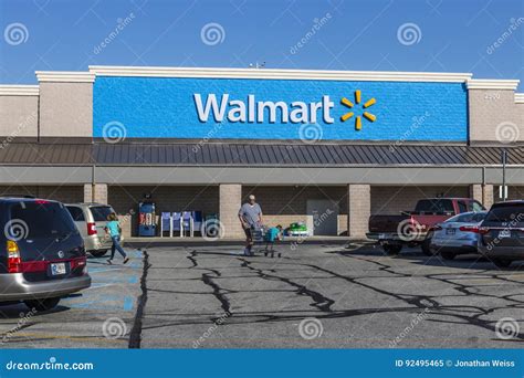 Shelbyville - Circa May 2017: Walmart Retail Location. Walmart is an American Multinational ...