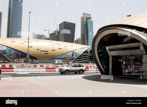 Dubai Metro station Stock Photo - Alamy