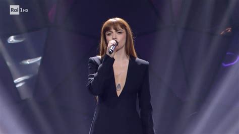 Sinceramente di Annalisa a Sanremo 2024, il testo e il significato della canzone