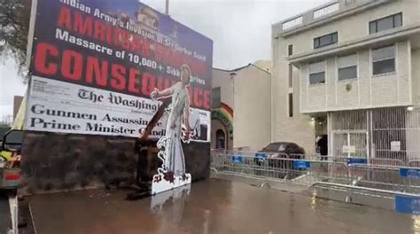 SFJ blocks Indian consulate in San Francisco with Indira Gandhi float