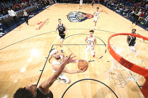 Photos: Pelicans vs. Spurs | Game Action 12/22/22 Photo Gallery | NBA.com