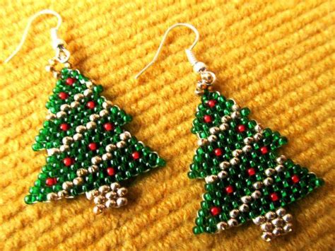 This is Christmas earrings. These original earrings are made of high ...