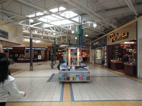 Dixie Outlet Mall - hours, stores directory (Mississauga, ON) | Canada Outlets