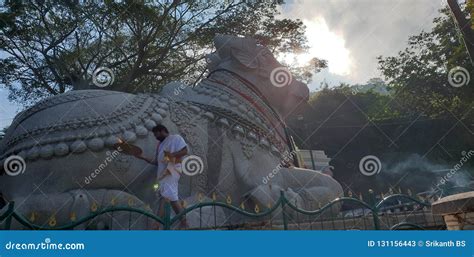 Nandi Temple at Chamundi Hills Editorial Stock Photo - Image of hindu, 800th: 131156443