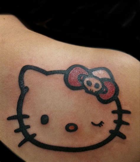 hello kitty tattoo like the skull in this one Cute Little Tattoos, Pretty Tattoos, Beautiful ...