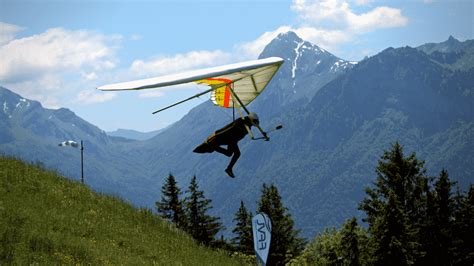 Hang Gliding In Switzerland (Best Locations & Tips) - SwitzerLanding