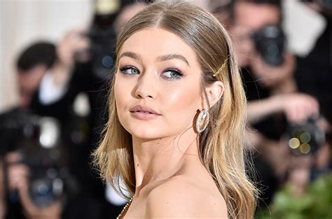 Gigi Hadid shares selfie with newborn daughter: 'She burps sunshine' | Life