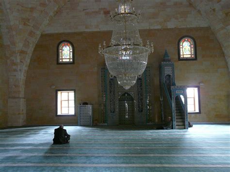 Edit free photo of Mosque,prayer room,prayer hall,man,sit - needpix.com