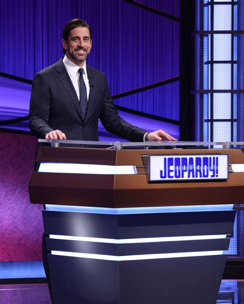 This NFL MVP is the latest 'Jeopardy!' guest host. Who is the Packers' Aaron Rodgers? | WLUK