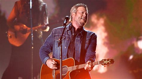 Blake Shelton shares story behind song 'God's Country' and lyrics