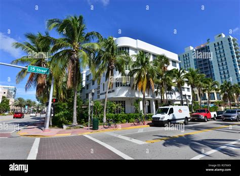 Ocean boulevard in Miami Stock Photo - Alamy