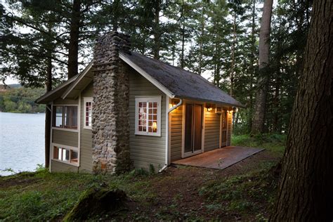 Vermont Lake Cabin | John R. Schroeder | Architect | JRSaia