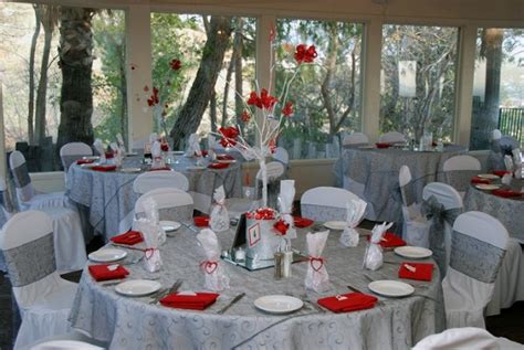 25th Anniversary Party Ideas For Your Silver Wedding Anniversary