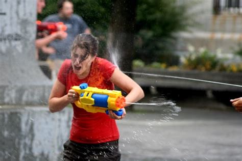 Water gun fight at city hall Saturday | Fagstein