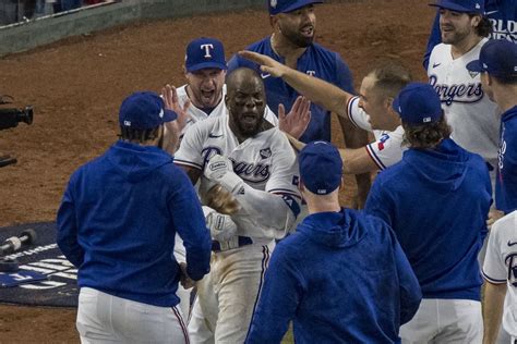 World Series Game 2 - Arizona Diamondbacks at Texas Rangers - Lone Star ...