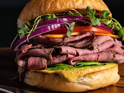 Spicy Horseradish Roast Beef Sandwich